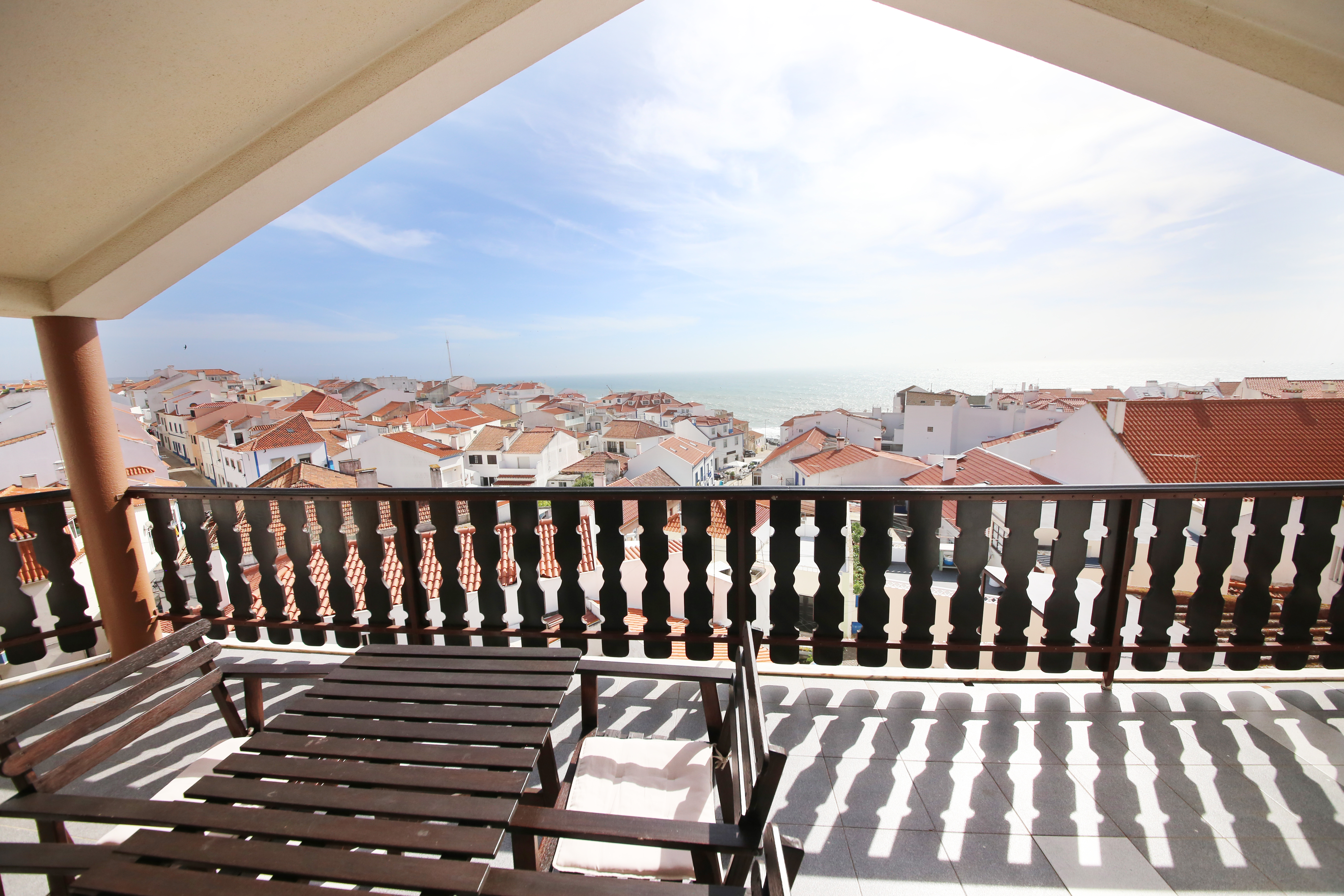 terraço com vista para o mar